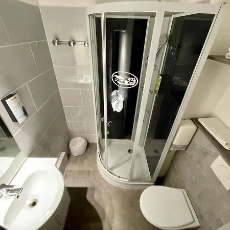 Hotel Restaurant Le Privilege - Authentic By Balladins