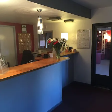 Hotel Restaurant Le Privilège - Authentic By Balladins 2*