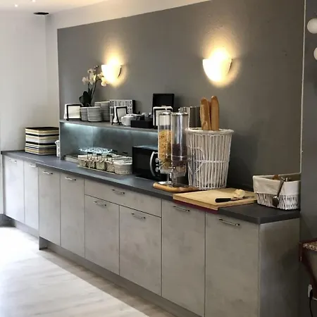 Hotel Restaurant Le Privilege - Authentic By Balladins Verdun