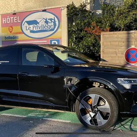 Restaurant Le Privilege - Authentic By Balladins 2* Verdun