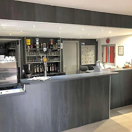 Hotel Restaurant Le Privilège - Authentic By Balladins Verdun