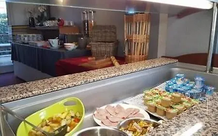 Restaurant Le Privilege - Authentic By Balladins Βερντέν