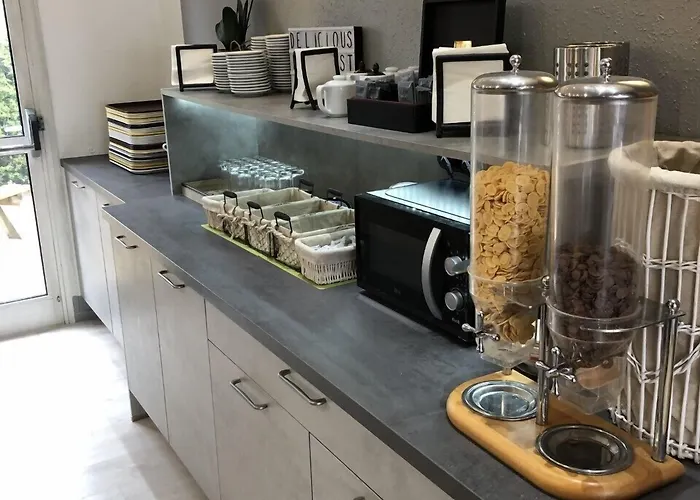 Ξενοδοχείο Restaurant Le Privilege - Authentic By Balladins Βερντέν